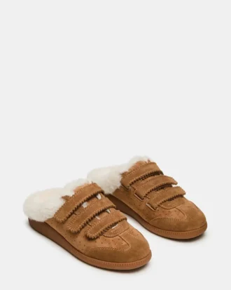Beca Chestnut