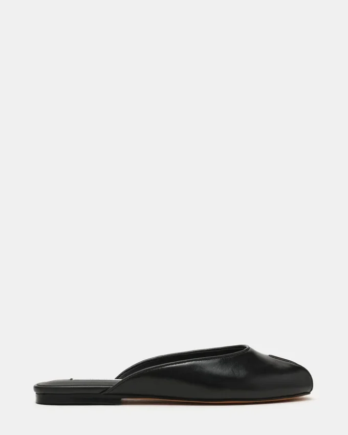 Bloss Black Leather