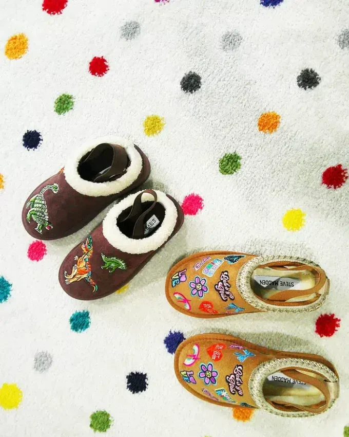 Brązowe buty dla maluchów Dino