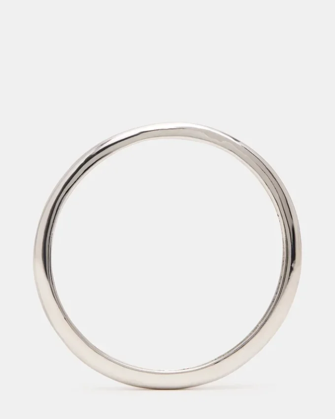 Cienka bransoletka typu bangle w kolorze srebrnym