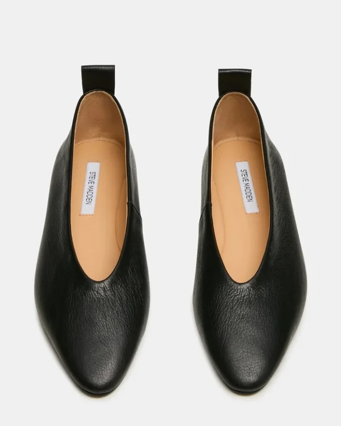 Elegancka czarna skóra Elegancka czarna skóra