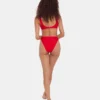 Elegancka i szykowna odzież dolna bikini z wysokim stanem w kolorze wiśniowym