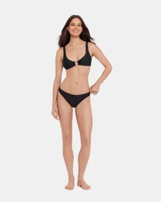 Elegancka i szykowna czarna odzież dolna bikini