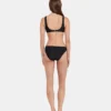 Elegancki i szykowny top bikini w kolorze czarnym Elegancki i szykowny top bikini w kolorze czarnym