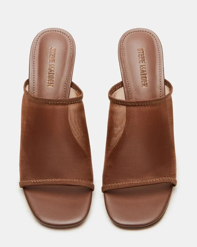 Gleam Brown