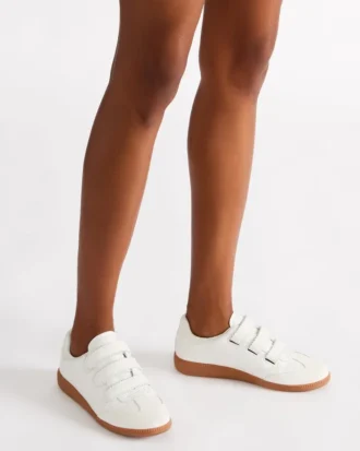 Momentum White
