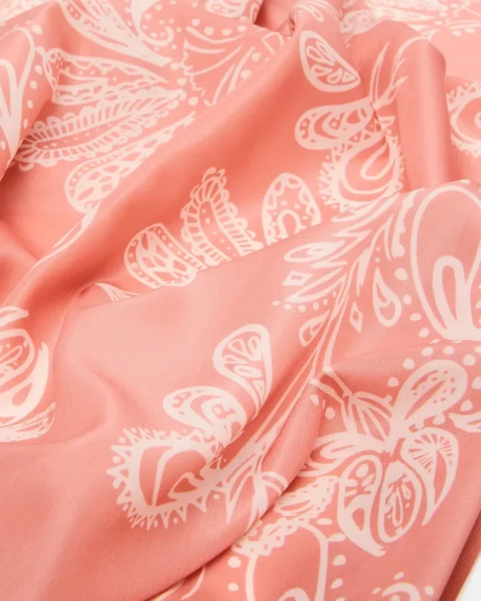 Satynowy szalik w paisley w kolorze terakoty Satynowy szalik w paisley w kolorze terakoty