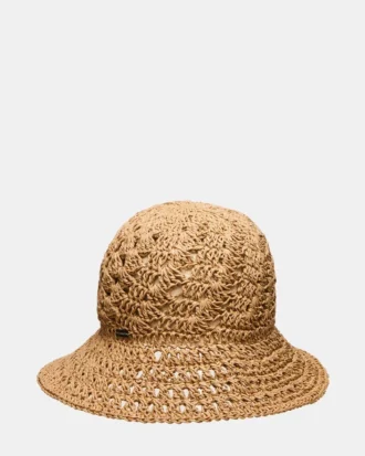 Słomkowy kapelusz typu bucket w stylu boho w kolorze jasnobrązowym