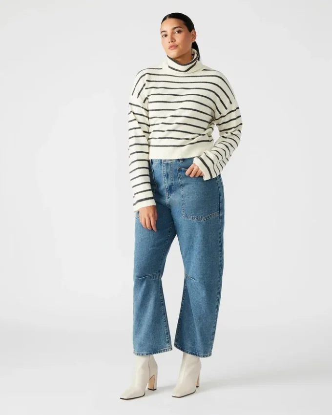 Sweter Narsha biały/czarny