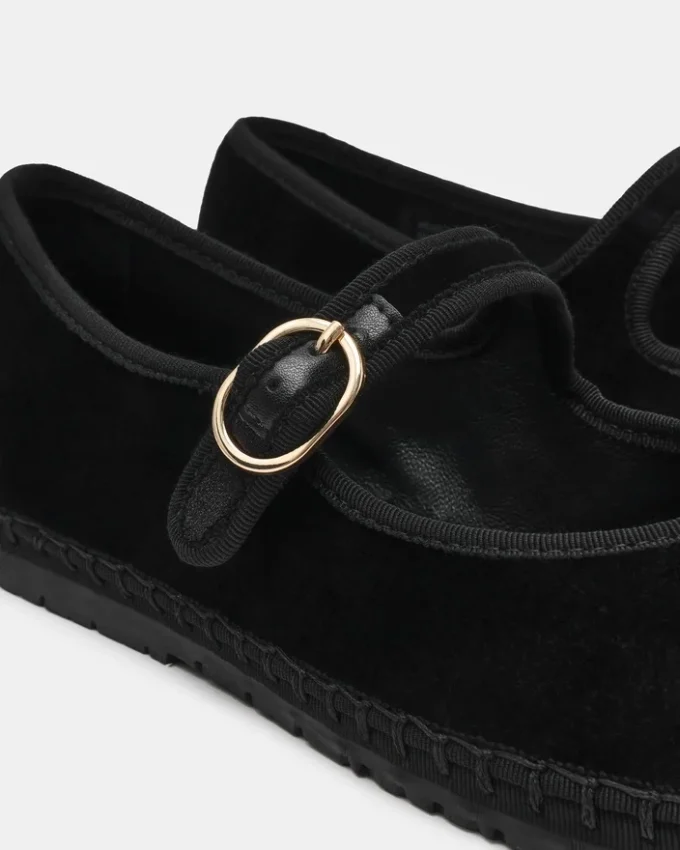 Velma Black Velvet Velma Black Velvet